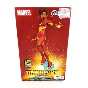 Diamond Select Marvel Gallery Ironheart Unmasked Edition Diorama Gamestop New